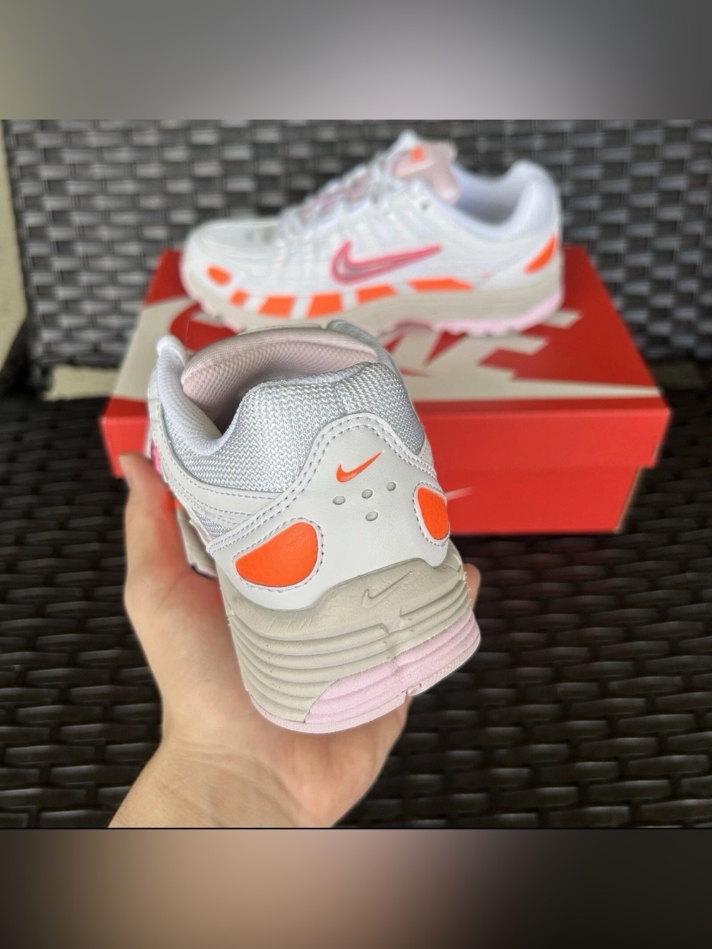 NIKE P-6000 DIGITAL PINK CRIMSON Size 6 WMNS - Picture 3 of 6